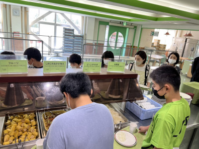 昼食バイキング (1)