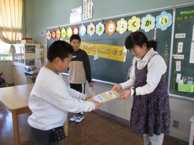 お誕生給食 (2)