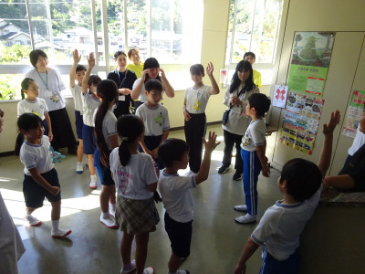 川滝小学校来校 (137)